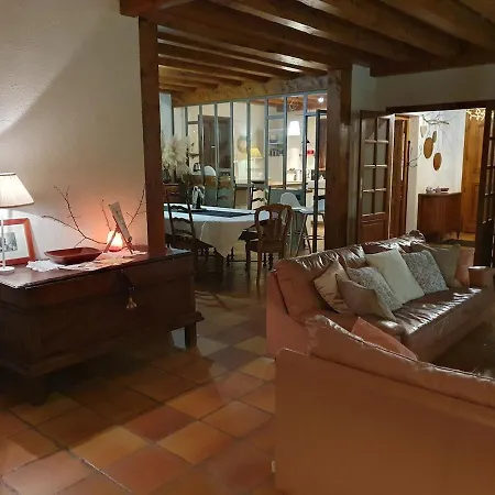 Au Charme Du Temps Rosieres (Haute-Loire)