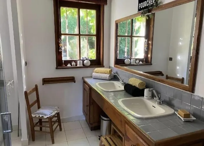 Au Charme Du Temps *